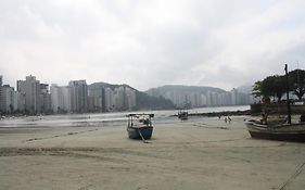 Apartamento a 80 m da praia